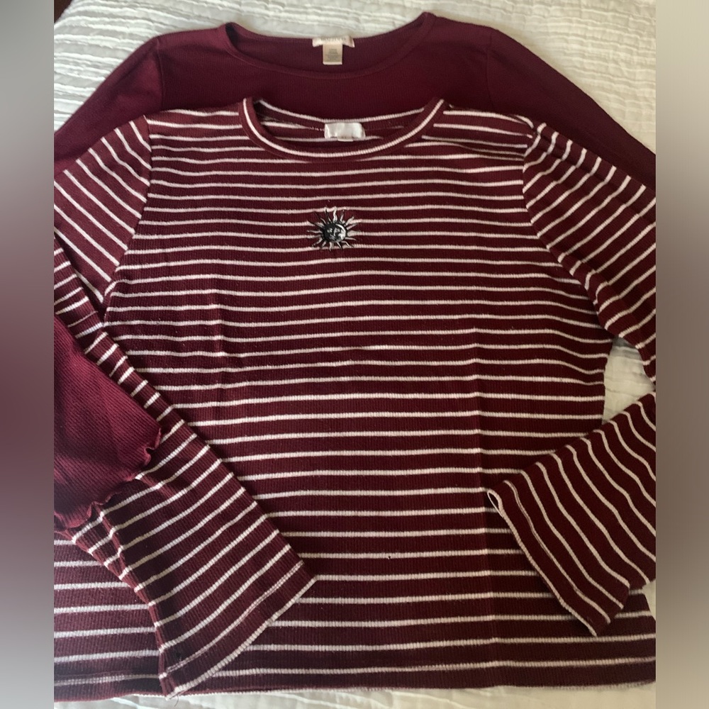 Bundle of 2-Long sleeve Tees-Striped size XL/Solid burgundy Size-L